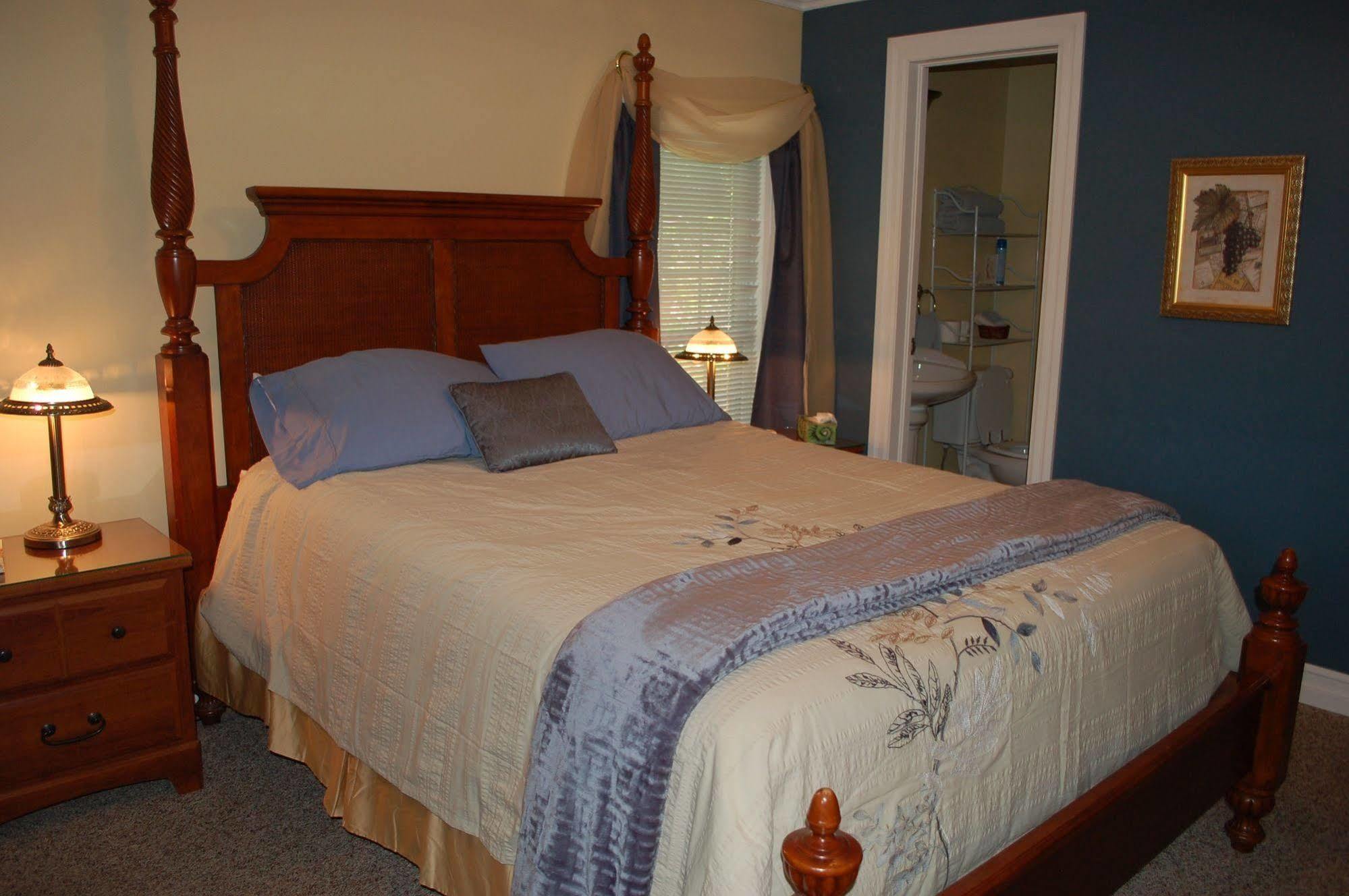 Accommodations Niagara Bed & Breakfast 外观 照片