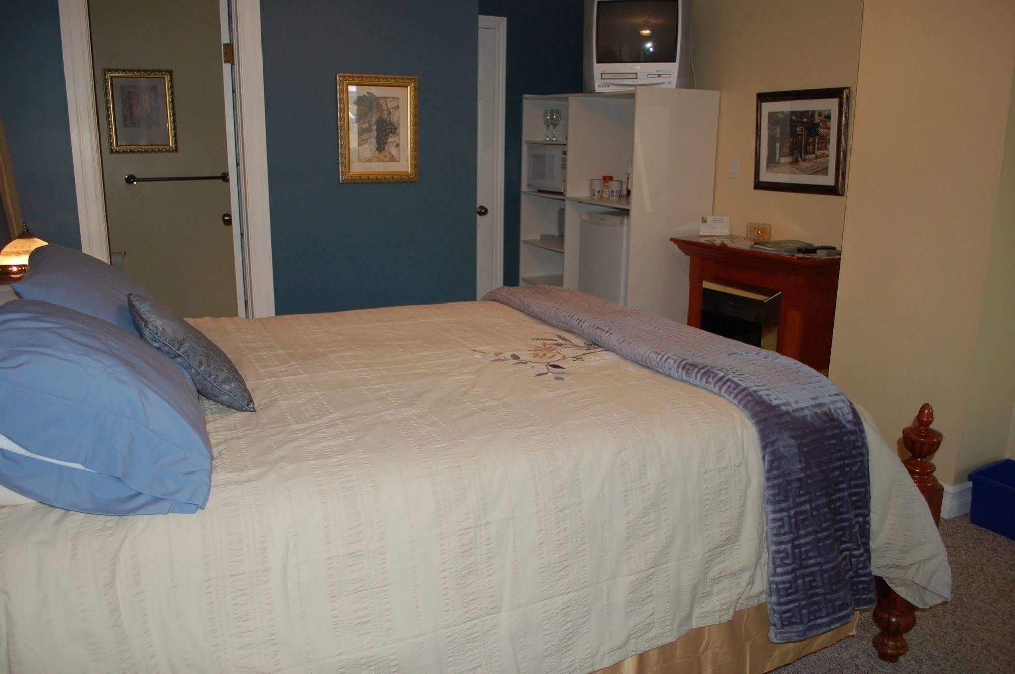 Accommodations Niagara Bed & Breakfast 外观 照片
